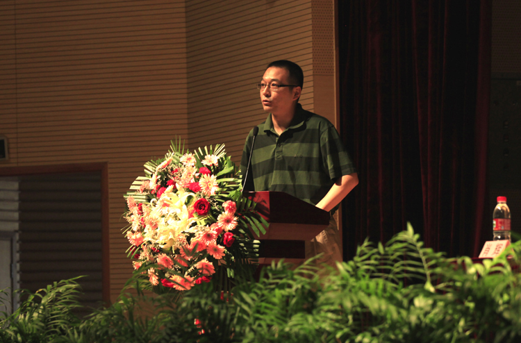 员工师大与大家分享成长经验